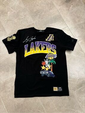 Los Angeles Lakers Black Graphic Short Sleeve Tee